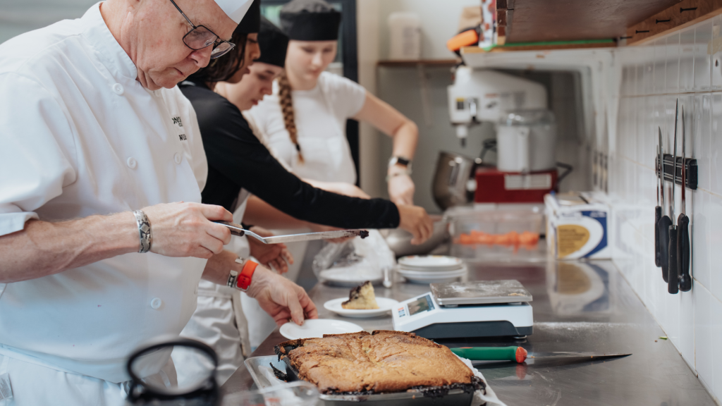 Algonquin chef instructor with his students